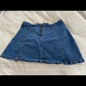 denim skirt